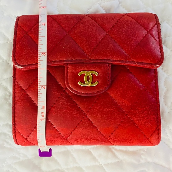 CHANEL Wallet Red Quilted Mini Bifold Leather - Picture 5 of 10